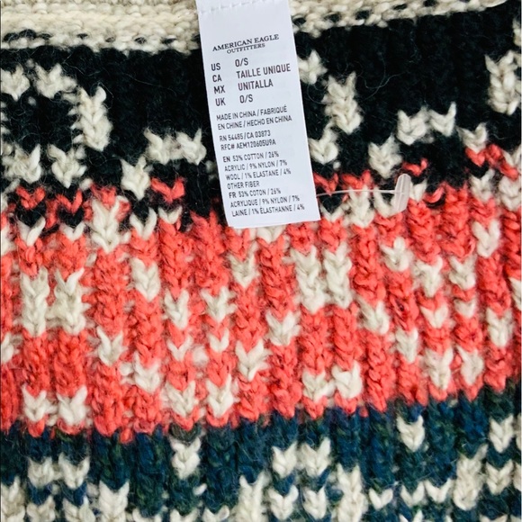 American Eagle Sweater Infinity Scarf NWOT - Picture 3 of 5